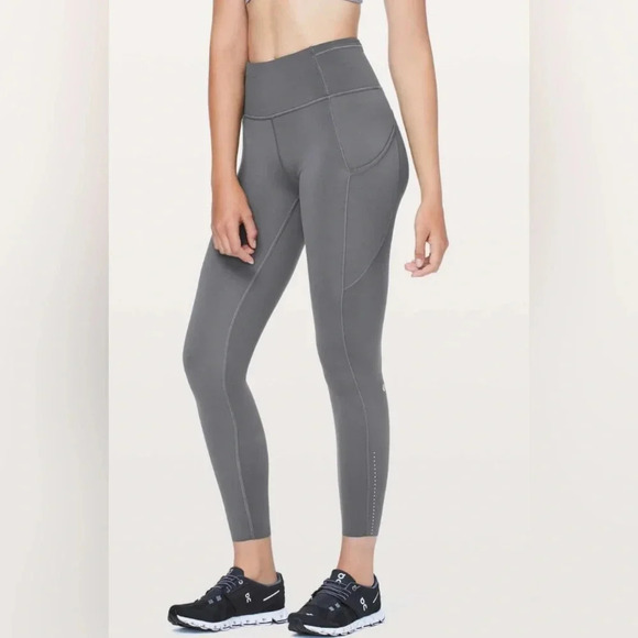 Lululemon Fast & Free 7/8 Tight II *Nulux 25" Dark Carbon yoga strtch leggings 4 - Picture 4 of 4